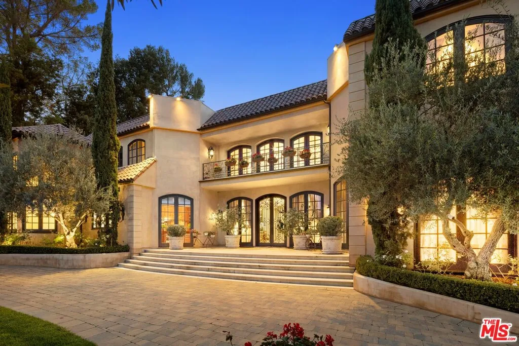 9541 Sunset Blvd, Beverly Hills